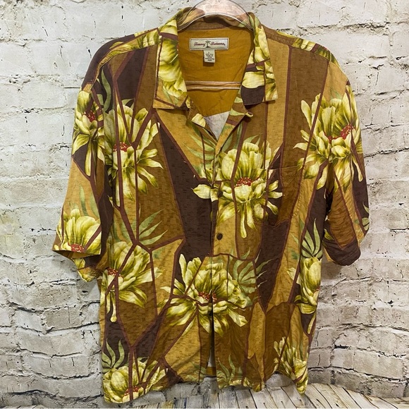 Tommy Bahama Brown Green Floral Hawaiian Print Silk Button Up Shirt - Picture 1 of 5